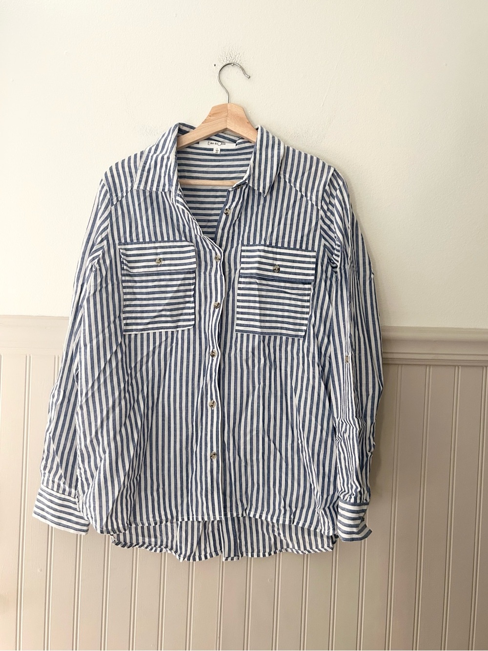 Eden & Olivia Women’s Large Blue White Striped Button Down Cotton Shirt